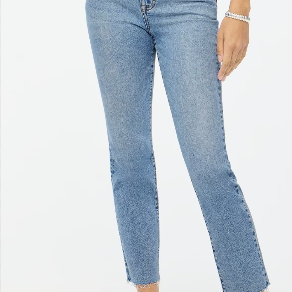 J.Crew Essential Straight Jeans - Light Blue 29 L37 W16. Hip11